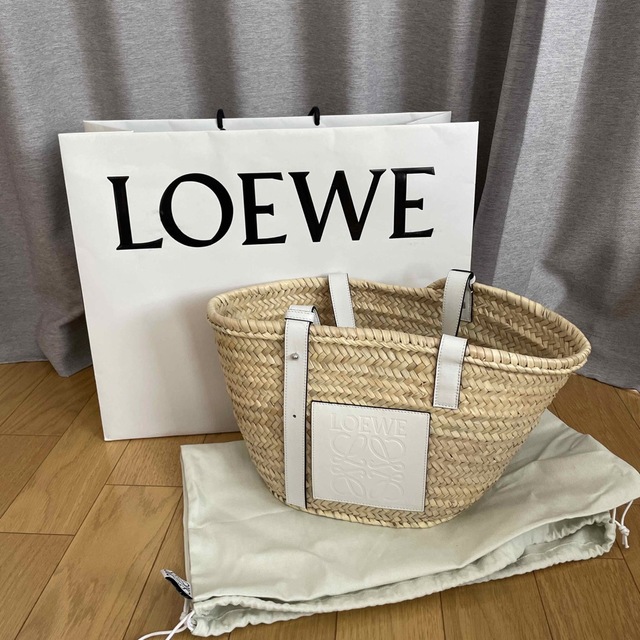 4年保証』 LOEWE - LOEWE カゴバック Mサイズ かごバッグ+ストロー
