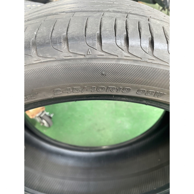 BRIDGESTONE(ブリヂストン)のブリヂストン レグノ GRV2 245/40R19 自動車/バイクの自動車(タイヤ)の商品写真