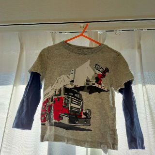 ギャップ(GAP)のGAP 消防車ロンT(Tシャツ/カットソー)