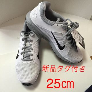 ナイキ(NIKE)の早い者勝ち‼️ラスト1点‼️新品 NIKE 25㎝ ウィメンズダート 白 箱なし(スニーカー)