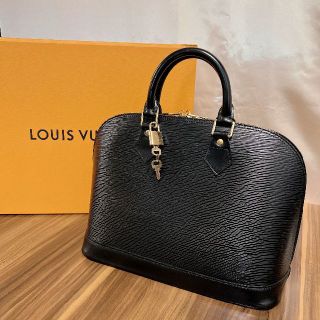 ルイヴィトン(LOUIS VUITTON)の⭐️美品⭐️ルイヴィトン ハンドバッグ アルマ エピ M52142 大人の女性(ハンドバッグ)