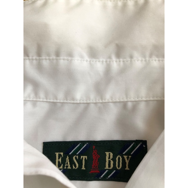 EASTBOY(イーストボーイ)のイーストボーイ11号　白半袖シャツ　ブラウス レディースのトップス(シャツ/ブラウス(半袖/袖なし))の商品写真