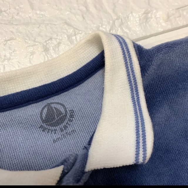 PETIT BATEAU(プチバトー)の美品　70 プチバトー　落ち着いたブルーのロンパース キッズ/ベビー/マタニティのベビー服(~85cm)(ロンパース)の商品写真