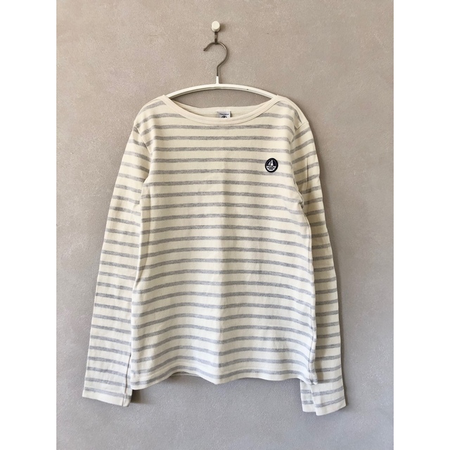 PETIT BATEAU(プチバトー)のプティバトー　長袖ボーダーカットソー　152 12歳　 キッズ/ベビー/マタニティのキッズ服女の子用(90cm~)(Tシャツ/カットソー)の商品写真