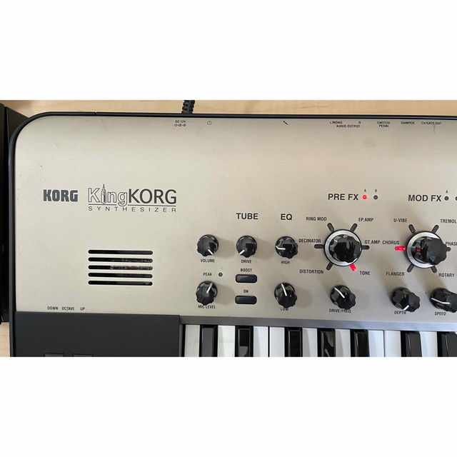 KORG(コルグ)のKORG / KingKORG-BK 61鍵シンセサイザー 楽器の鍵盤楽器(キーボード/シンセサイザー)の商品写真