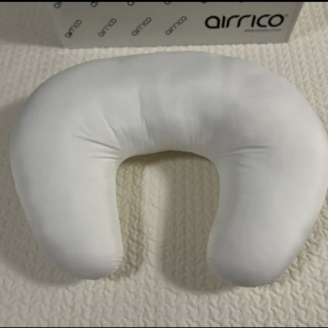 エアリコ　授乳クッション　美品　airrico ベビー