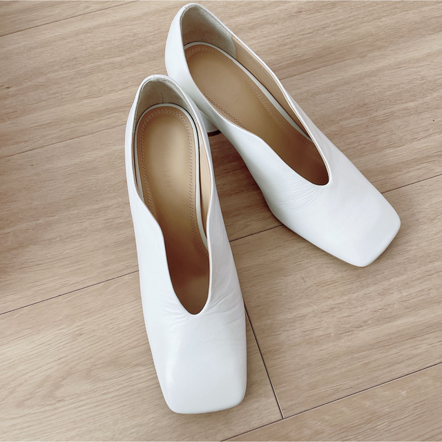CLANE WAVE SQUARED PUMPS ホワイト36サイズ 最安挑戦! stockshoes.co