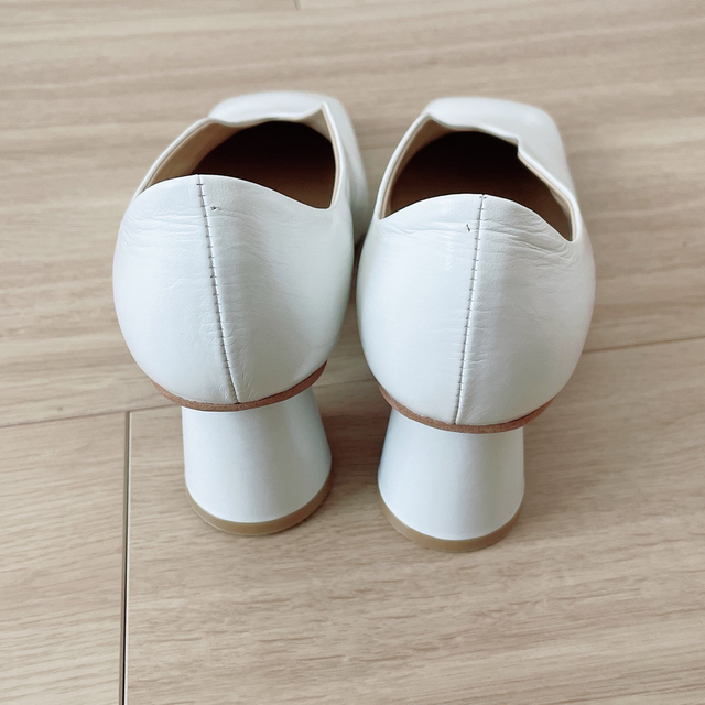 激安の 37 CLANE クラネ WAVE ホワイト SQUARED PUMPS ホワイト36