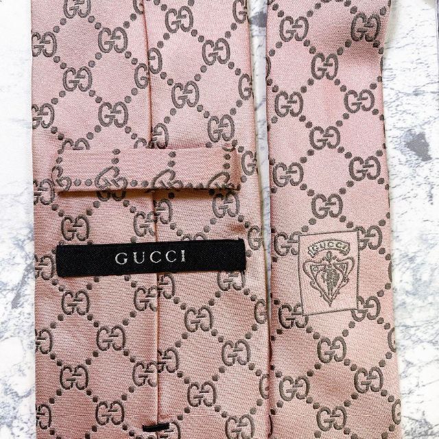 Gucci - 1514希少極美1回 GUCCI GG柄 ネクタイ 高級シルク100％ ピンク