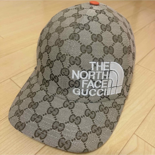 Gucci(グッチ)のアーモンド様専用‼️THE NORTH FACE × GUCCI キャップ メンズの帽子(キャップ)の商品写真