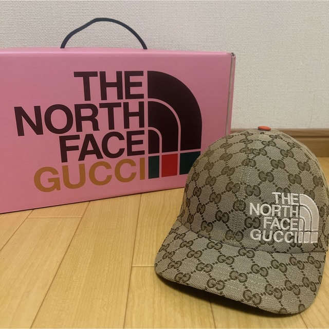 Gucci(グッチ)のアーモンド様専用‼️THE NORTH FACE × GUCCI キャップ メンズの帽子(キャップ)の商品写真