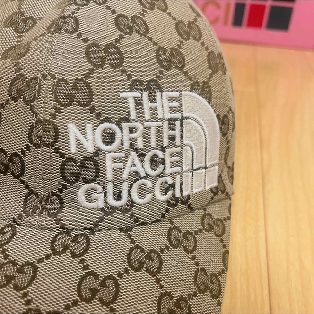 Gucci(グッチ)のアーモンド様専用‼️THE NORTH FACE × GUCCI キャップ メンズの帽子(キャップ)の商品写真