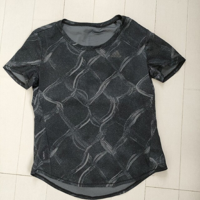 adidas(アディダス)のadidasアディダスＴシャツCLIMALITE レディースのトップス(Tシャツ(半袖/袖なし))の商品写真