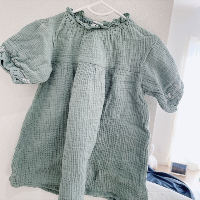 90[女の子]グリーンカラーのワンピース キッズ/ベビー/マタニティのキッズ服女の子用(90cm~)(ワンピース)の商品写真