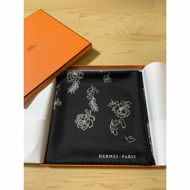 Hermes エルメス スカーフ ローブレジェール Robe Legereピコタン