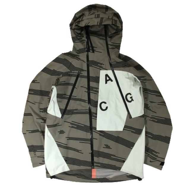 nikelab acg パーカー acronym エロルソンヒュー