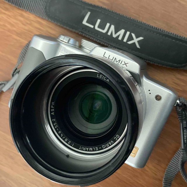 Panasonic(パナソニック)のLUMIX. DMC-FZ3 スマホ/家電/カメラのカメラ(ミラーレス一眼)の商品写真