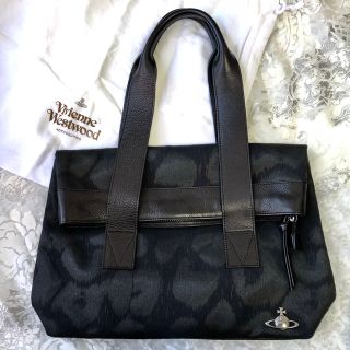 ヴィヴィアンウエストウッド(Vivienne Westwood)の廃盤品　ヴィヴィアン　バッグ　ブラック　豹柄　ヒョウ　レオパード　hyde(ハンドバッグ)