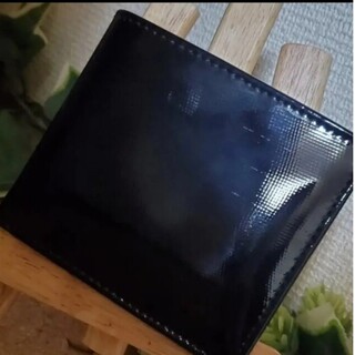 パテントレザー　財布　折財布　カード10枚収納　大容量　艶　エナメル　ブラック(折り財布)