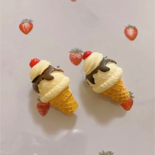 クレアーズ(claire's)の♥アイスクリームピアス♥(ピアス)