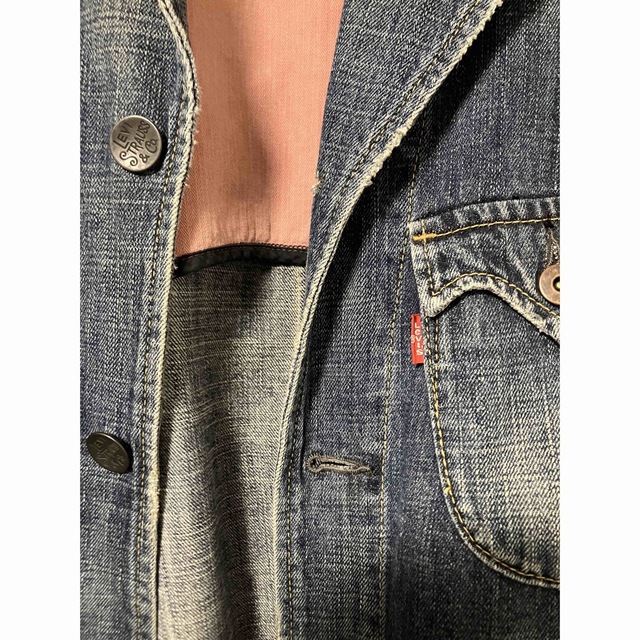 Levi's ダメージデニムジャケット