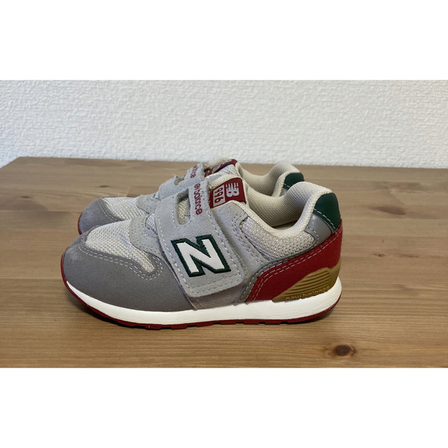 New Balance(ニューバランス)のニューバランス　996 スニーカー　15cm キッズ/ベビー/マタニティのキッズ靴/シューズ(15cm~)(スニーカー)の商品写真