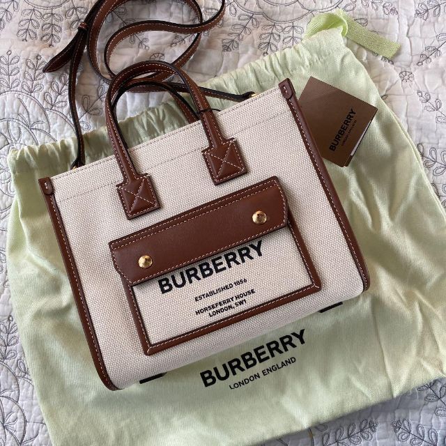BURBERRY - BURBERRY（バーバリー） Freya ミニ ショルダー バッグ