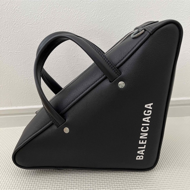 BALENCIAGAトライアングルダッフル Sサイズ | フリマアプリ ラクマ