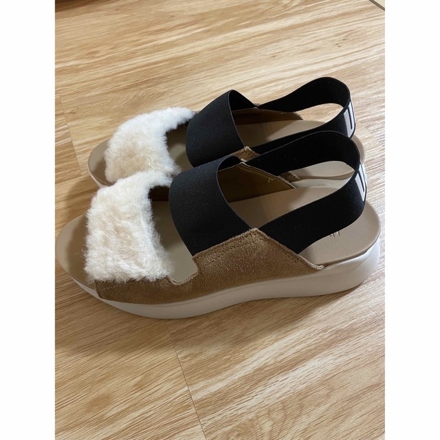 アグ UGG ハイブリッドシューズ シープスキン サンダル ファー シルバーレイ