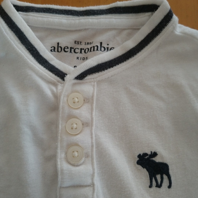 Abercrombie&Fitch(アバクロンビーアンドフィッチ)のアバクロ キッズ長袖 キッズ/ベビー/マタニティのキッズ服男の子用(90cm~)(ジャケット/上着)の商品写真