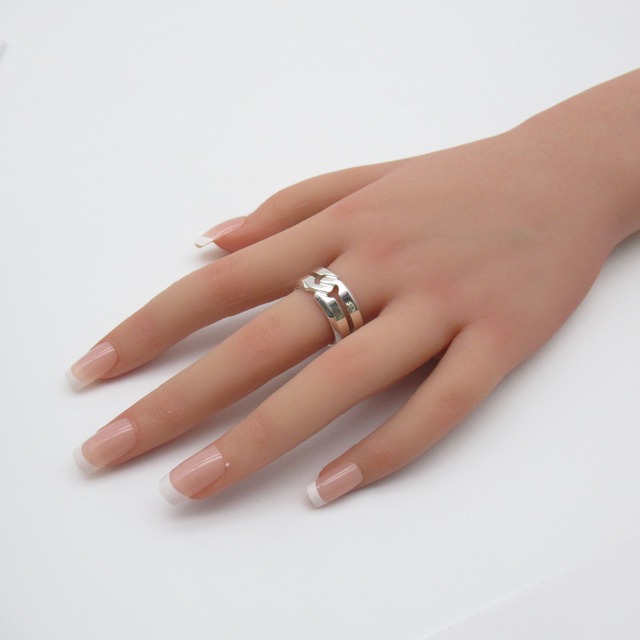 Gucci(グッチ)のグッチ ノットリング リング・指輪 レディースのアクセサリー(リング(指輪))の商品写真