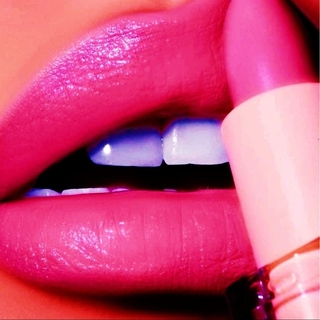 カイリーコスメティックス(Kylie Cosmetics)の【PINK 8】ピンククリームリップスティック★KKW Beauty★(口紅)