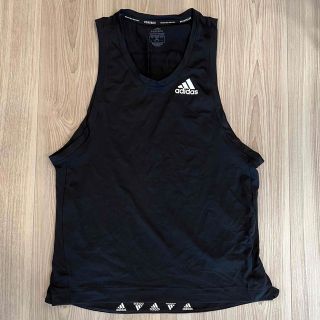 アディダス(adidas)のadidas ノースリーブシャツ黒(Tシャツ/カットソー(半袖/袖なし))