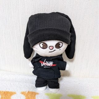 ストレイキッズ(Stray Kids)の♥️ドール用 ウサギ耳キャップ/黒♥️帽子 ちびぬい用 SKZOO用 スキズ(ぬいぐるみ)