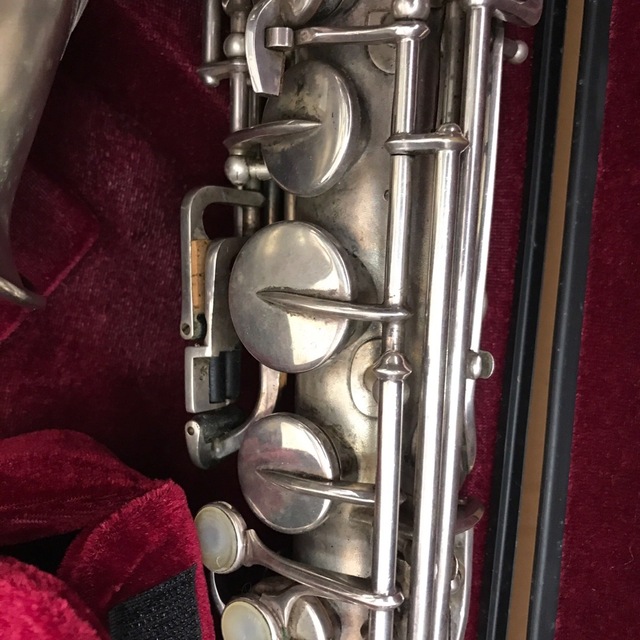 BUESCHER TRUE TONE ALTO 23万番代　アルトサックス