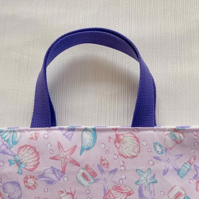 レッスンバッグ 女の子 貝殻 香水 紫 ハンドメイドのキッズ/ベビー(バッグ/レッスンバッグ)の商品写真