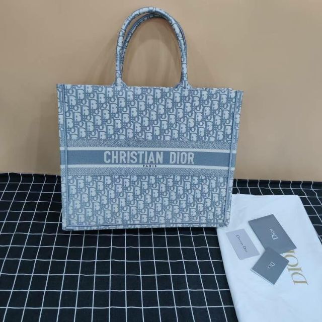 最新入荷 Dior Christian - グレー ディオール ブックトート 【早い者