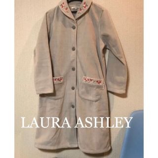 ローラアシュレイ(LAURA ASHLEY)のローラアシュレイ  ガウン ルームウェア フリース(ルームウェア)