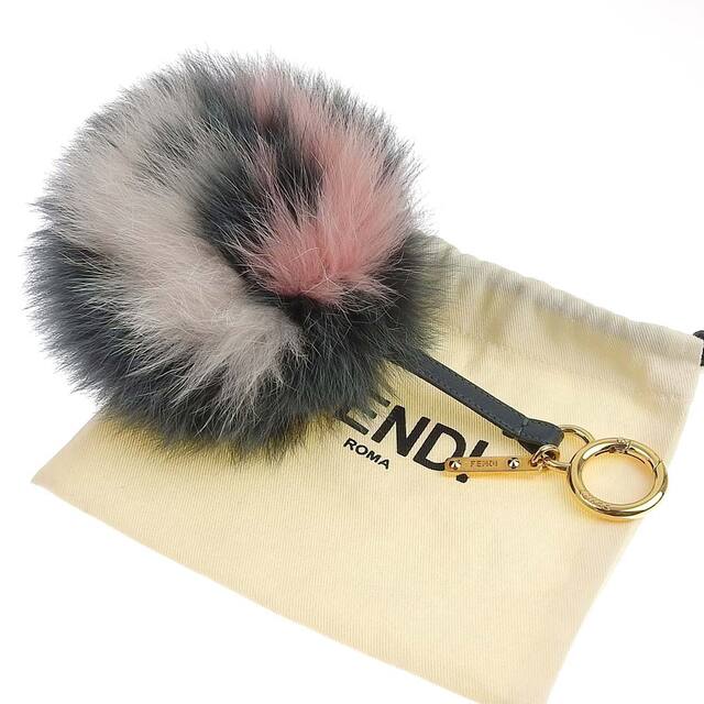 other(アザー)の【本物保証】 布袋付 新品同様 フェンディ FENDI FF柄 ロゴ チャーム ボンボン ぼんぼん ポンポン ダークグリーン系 レディースのファッション小物(キーホルダー)の商品写真