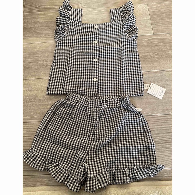 ✨新品・未使用✨子供服.ベビー服 女の子90cm キッズ/ベビー/マタニティのキッズ服女の子用(90cm~)(Tシャツ/カットソー)の商品写真