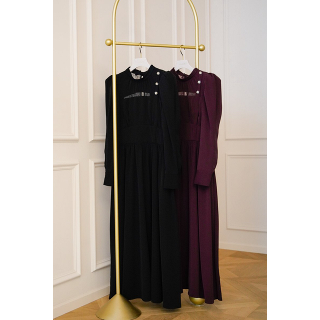 Modern Mademoiselle Back Ribbon Dress | agro-vet.hr