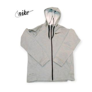 ナイキ(NIKE)のNIKE　ナイキ　パーカー　M(パーカー)