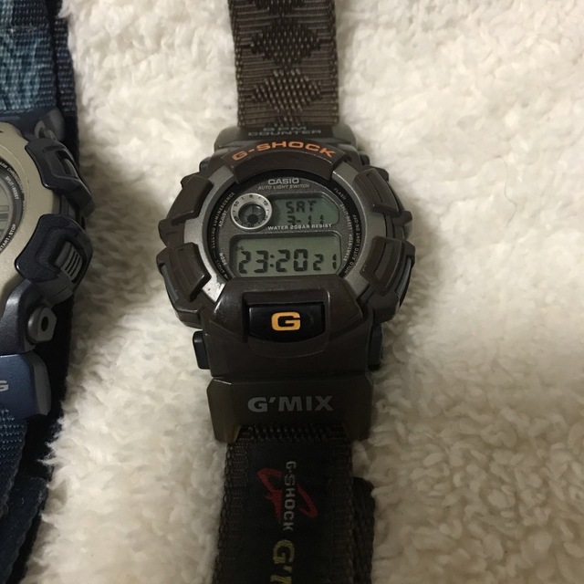 G-SHOCK(ジーショック)のCASIO G-SHOCK  3本セット メンズの時計(腕時計(デジタル))の商品写真