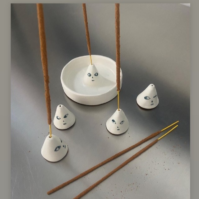 プレゼント サプライズ Madoka rindal Conic Head Incense Holder