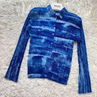 プリーツプリーズイッセイミヤケ(PLEATS PLEASE ISSEY MIYAKE)のPLEATS PLEASE ブルー 空 海柄 長袖 ブラウス 3 L 総柄(シャツ/ブラウス(長袖/七分))