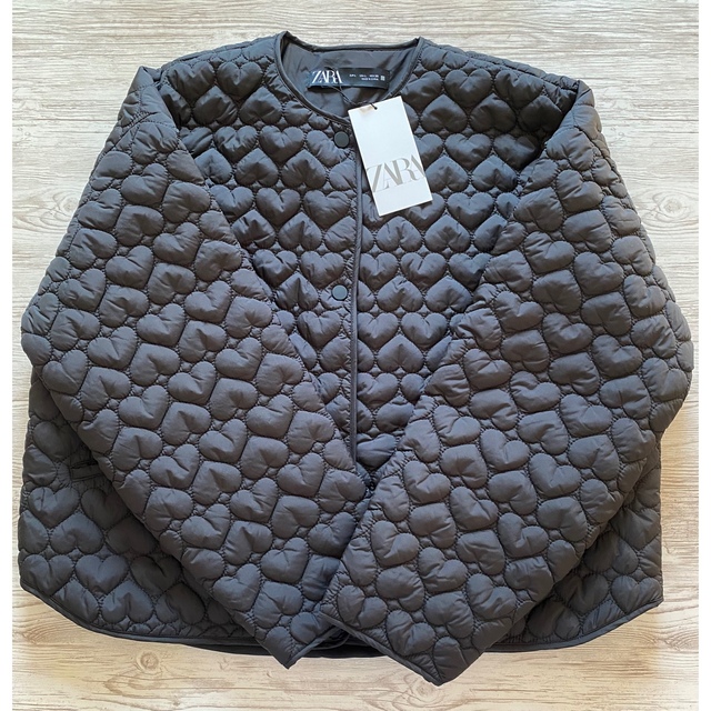 値下げ 新品 ZARA ハートキルティングジャケット Lサイズ - ノーカラー