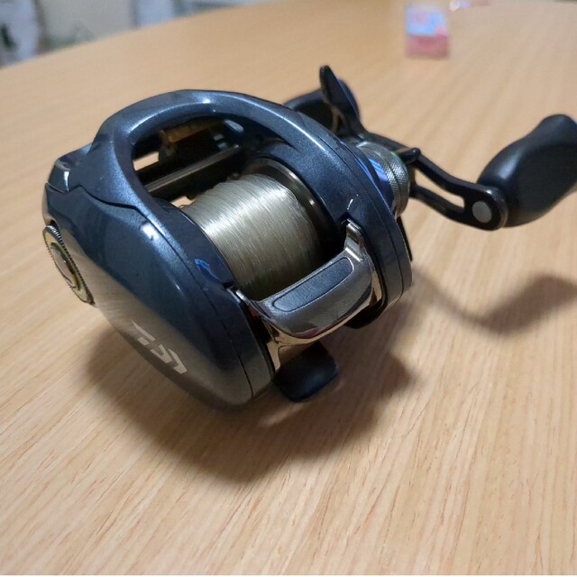 DAIWA(ダイワ)のジリオンsvtw 1016SV－XXH スポーツ/アウトドアのフィッシング(リール)の商品写真