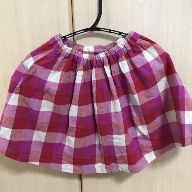 HusHush(ハッシュアッシュ)のハッシュアッシュ　110  チェックスカート キッズ/ベビー/マタニティのキッズ服女の子用(90cm~)(スカート)の商品写真