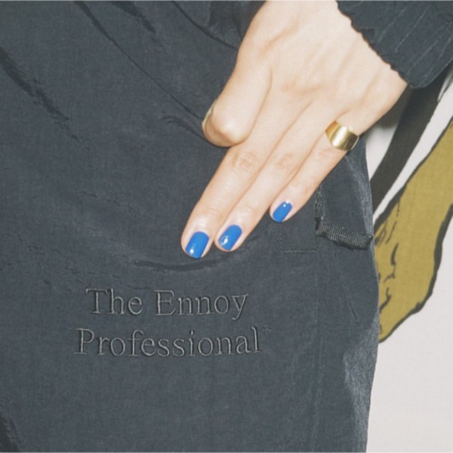 1LDK SELECT(ワンエルディーケーセレクト)の【極美品】ENNOY 『シャカシャカエブリデイ』NYLON PANTS M メンズのパンツ(ワークパンツ/カーゴパンツ)の商品写真