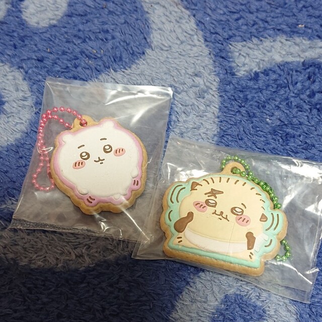 ちいかわ(チイカワ)のちいかわ♡クッキーチャームコット♡ エンタメ/ホビーのアニメグッズ(キーホルダー)の商品写真